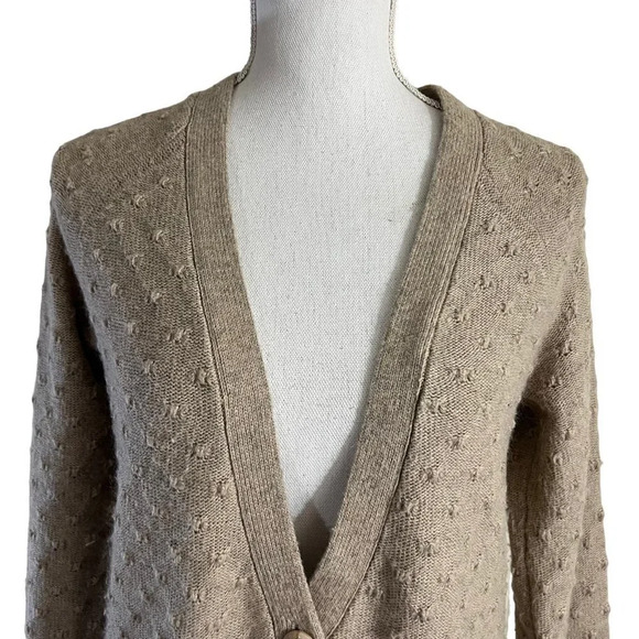 TopShop Textured Cardigan Sweater Size 4 Oatmeal Beige Buttons Long Sleeves - Picture 3 of 8